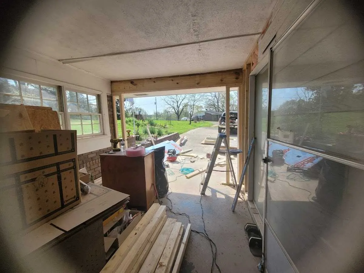 Air movers and dehumidifier for Drying & Dehumidification in Pendleton